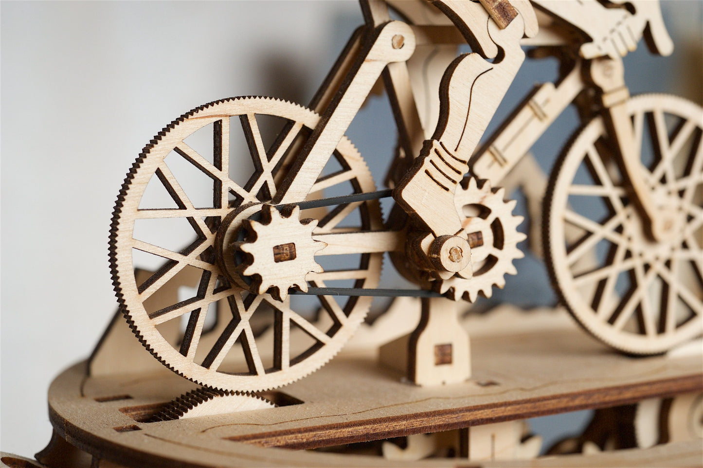 3D Palapeli - 189 palaa - Automaton Cyclist - 3Dpalapelit.com