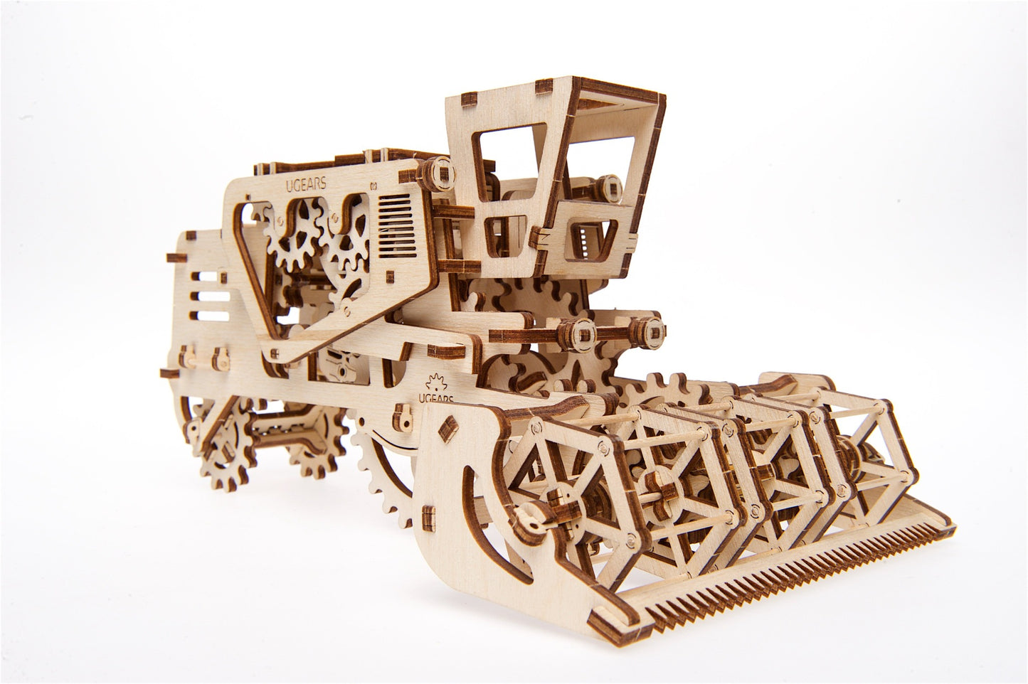 3D Palapeli - 154 palaa - Leikkuupuimuri - 3Dpalapelit.com