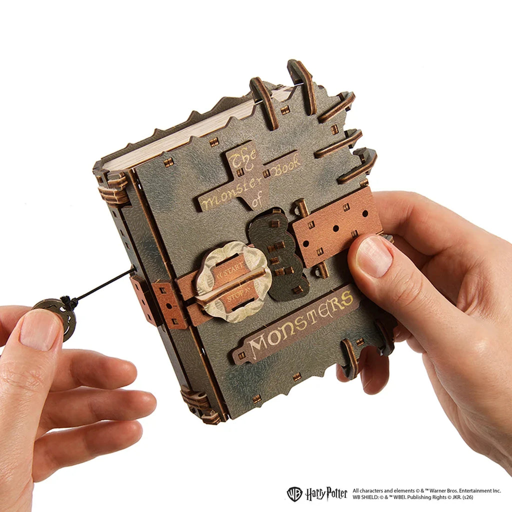 Ugears Harry Potter™ Monster Book of Monsters – kuva 6