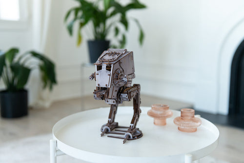 Ugears Star Wars™ AT-ST Walker – kuva 2