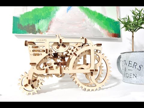 Tractor mechanical model kit