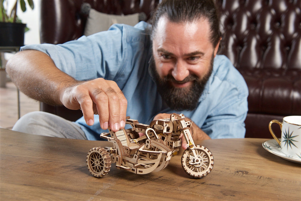 3D Palapeli - 380 palaa - Scrambler UGR-10 Motor Bike with Sidecar - 3Dpalapelit.com