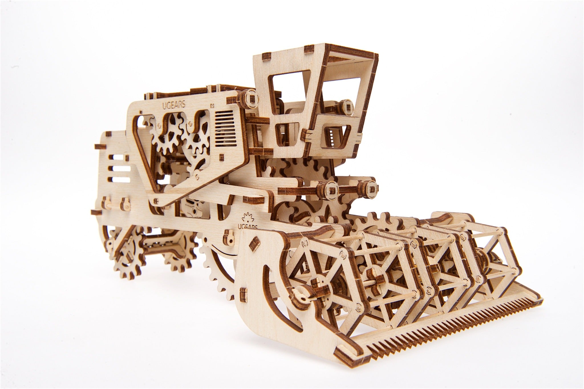3D Palapeli - 154 palaa - Leikkuupuimuri - 3Dpalapelit.com