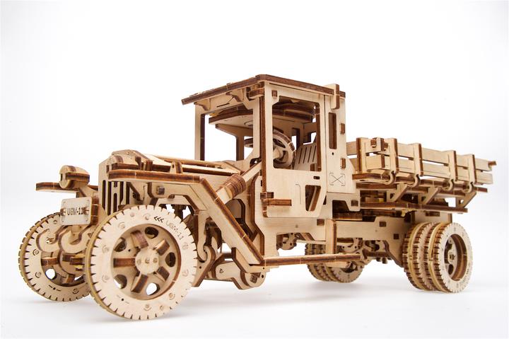 3D Palapeli - 420 palaa - UGM-11 kuorma-auto - 3Dpalapelit.com