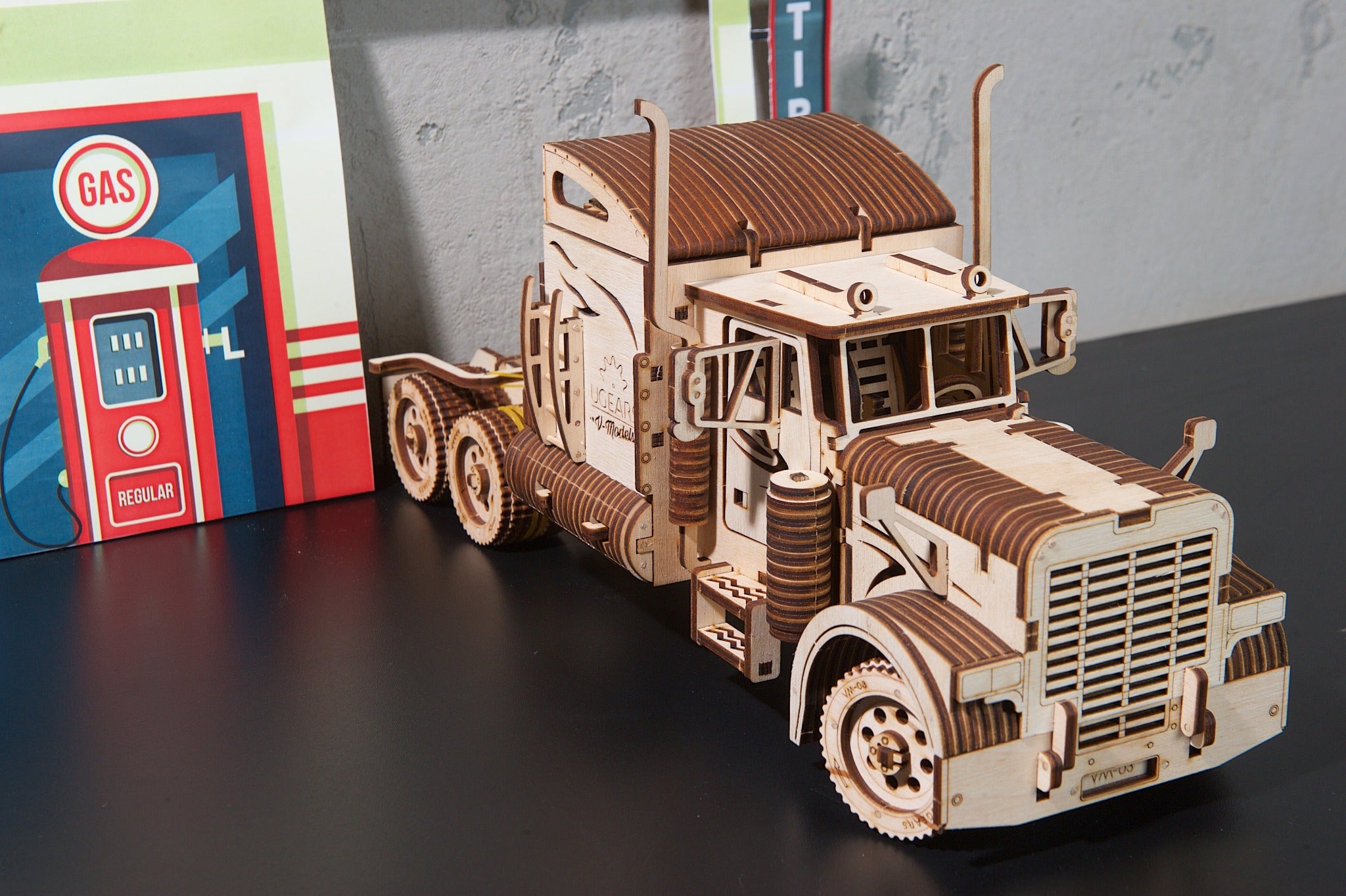3D Palapeli - 541 palaa - Heavy Boy Truck VM-03 - 3Dpalapelit.com
