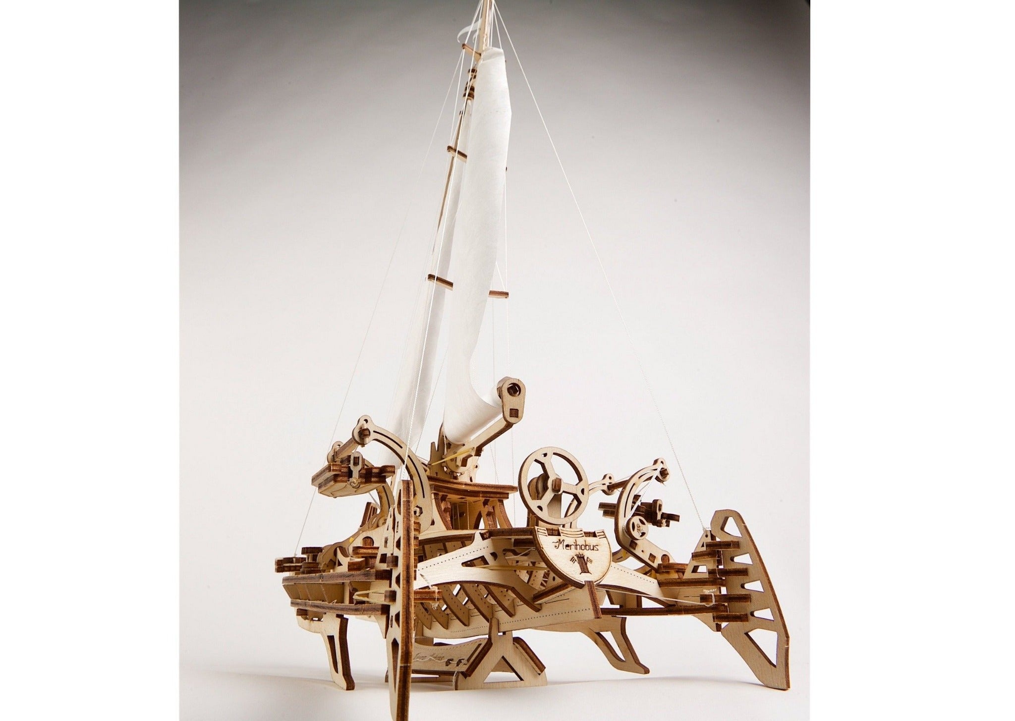 3D Palapeli - 237 palaa - Trimaran Merihobus - 3Dpalapelit.com